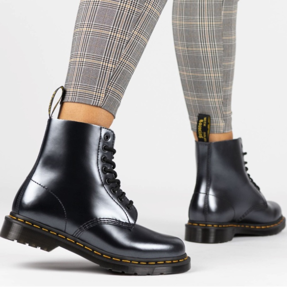 Dr. Marten’s 1460 Pascal WOMEN'S Metallic Chroma LEATHER LACE UP BOOTS